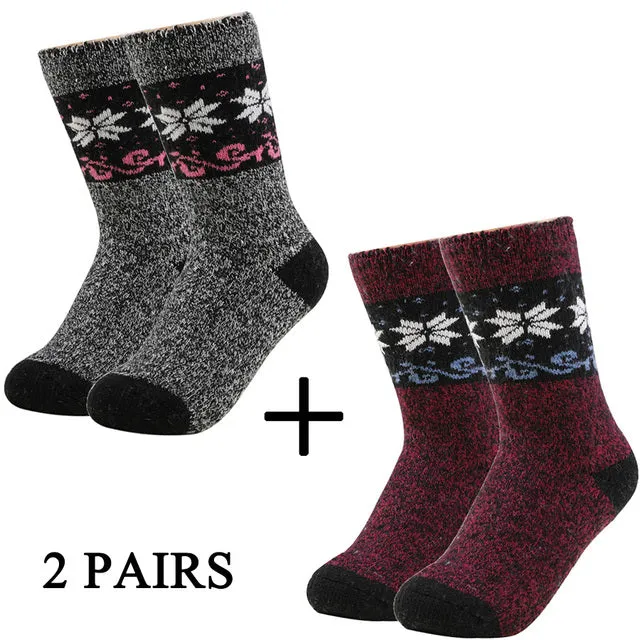 2 Pairs Lot Vintage Wool Thick Maple Leaf Pattern Cashmere Women's Socks