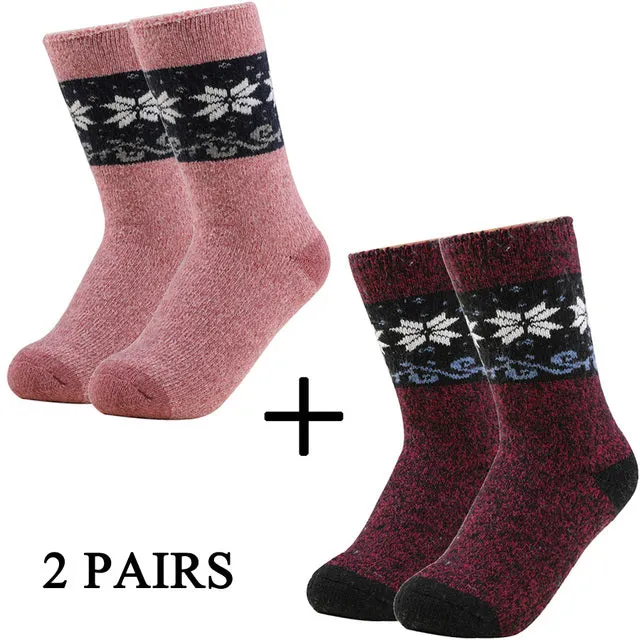 2 Pairs Lot Vintage Wool Thick Maple Leaf Pattern Cashmere Women's Socks