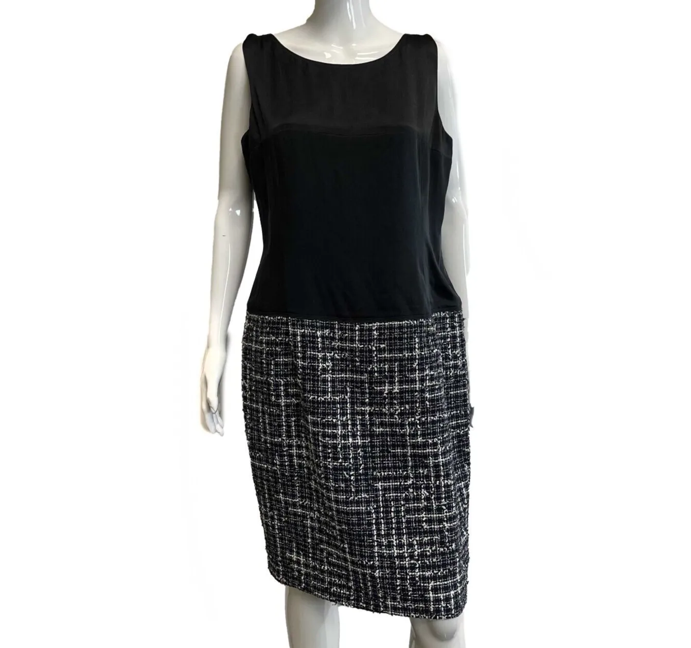 Chanel Black Satin Tweed Sleeveless dress 14P 46 US 14 Black Good Condition