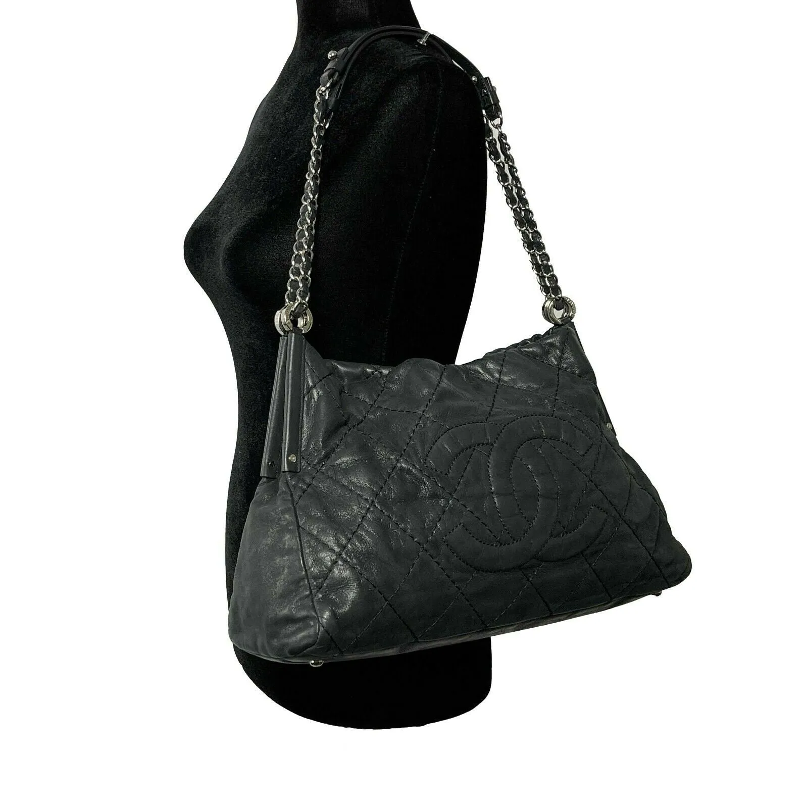 CHANEL - Sea Hit Black Iridescent CC Calfskin Medium Shoulder Bag