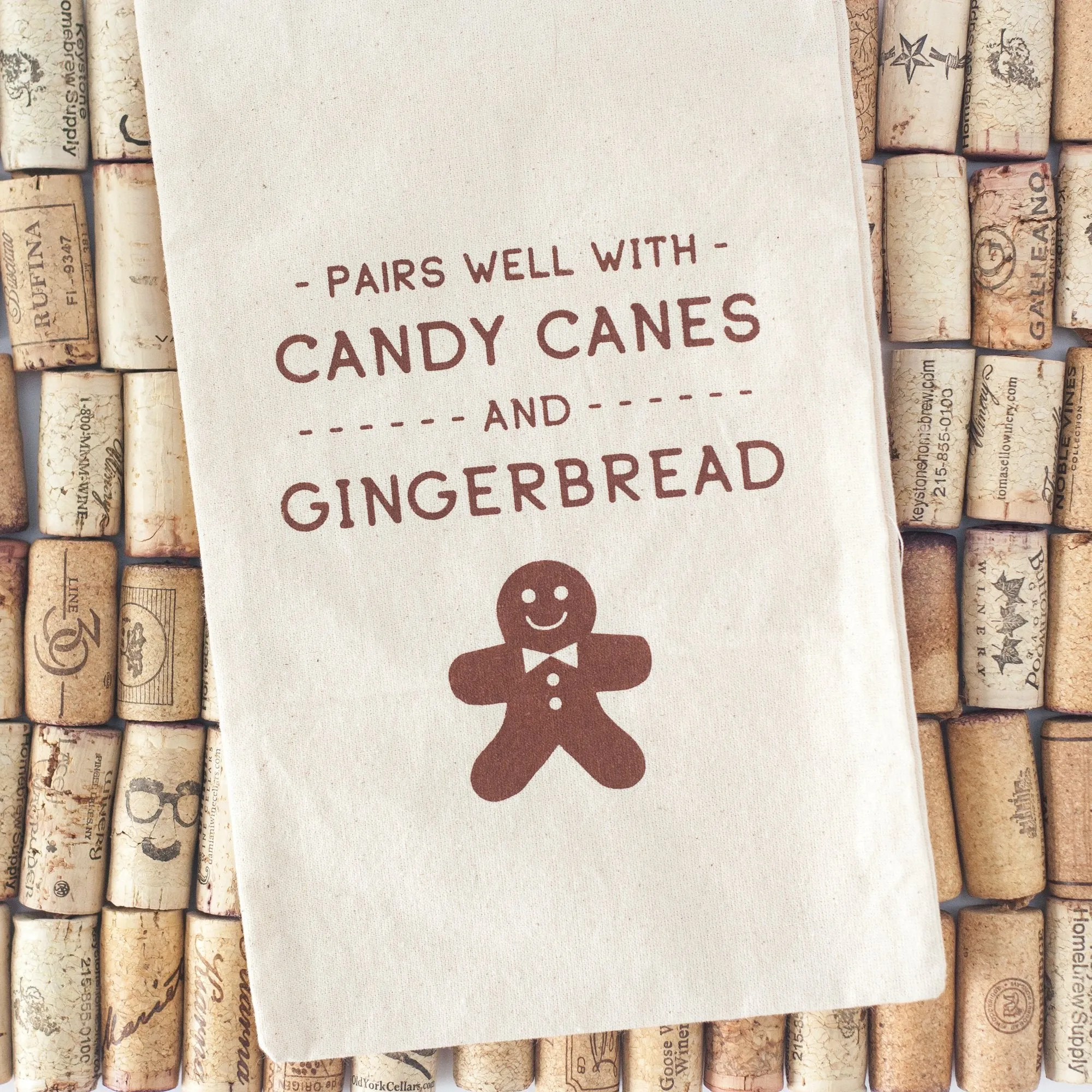 Christmas gift bag, wine gift bag, hostess gift idea, pairs well with gingerbread booze bag