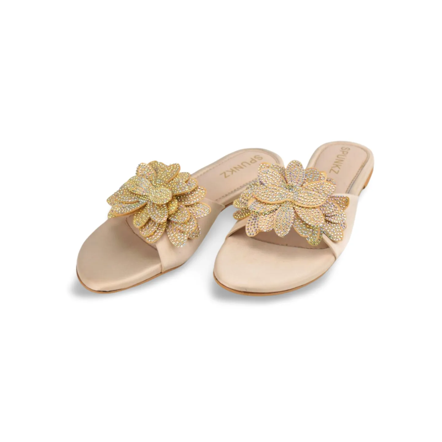 Elegant Women's Sandals with Embellished Flower Detail