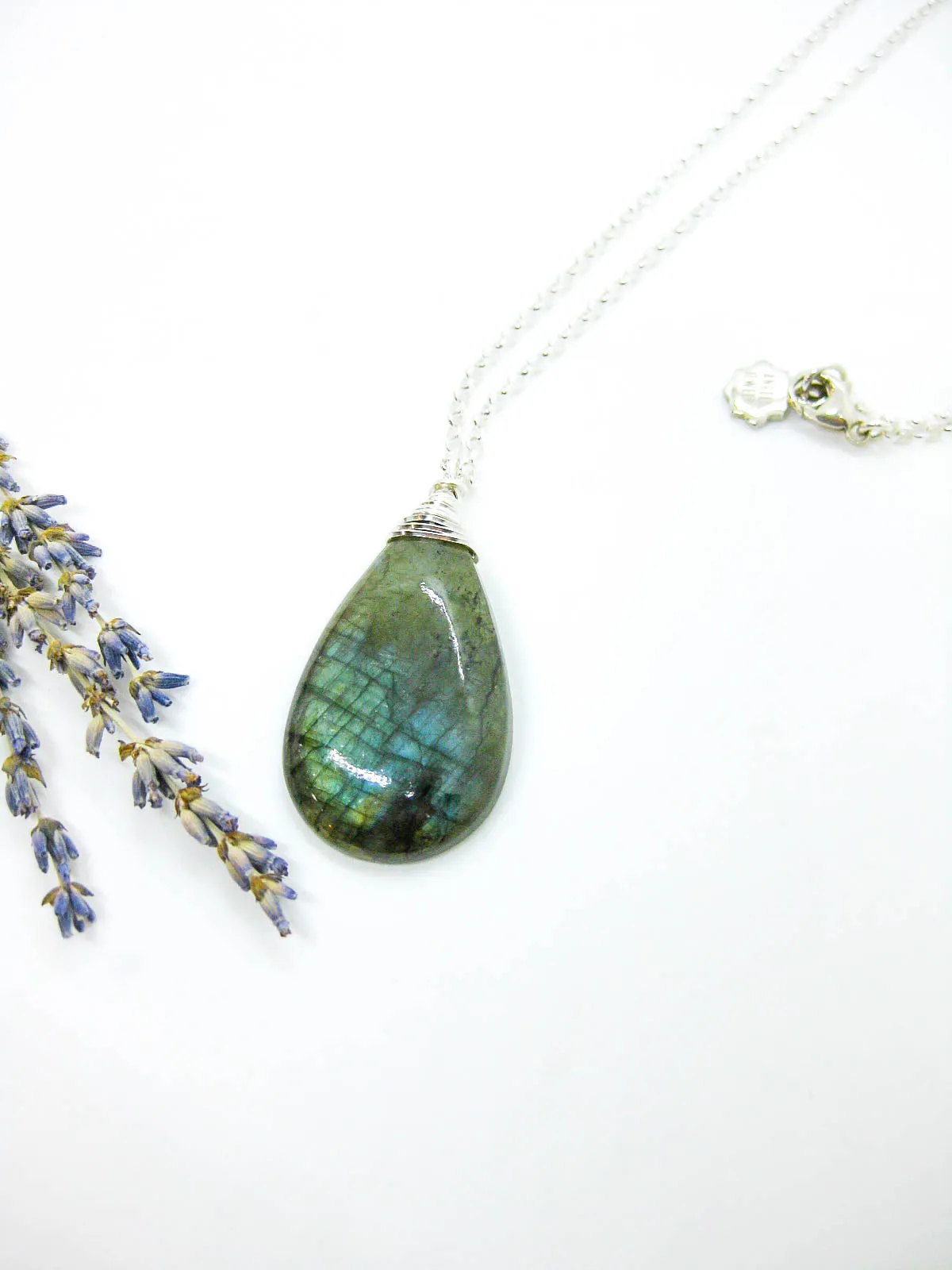 Essence: Labradorite 22 Necklace - n617boak