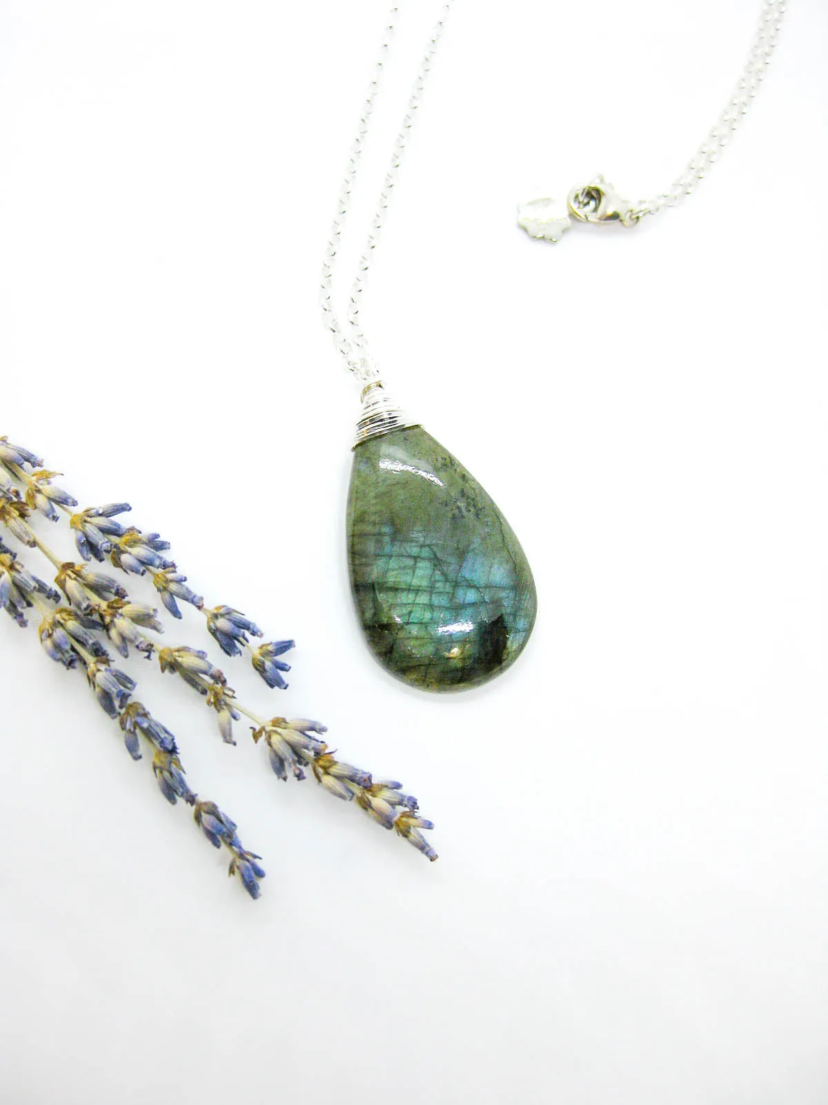 Essence: Labradorite 22 Necklace - n617boak