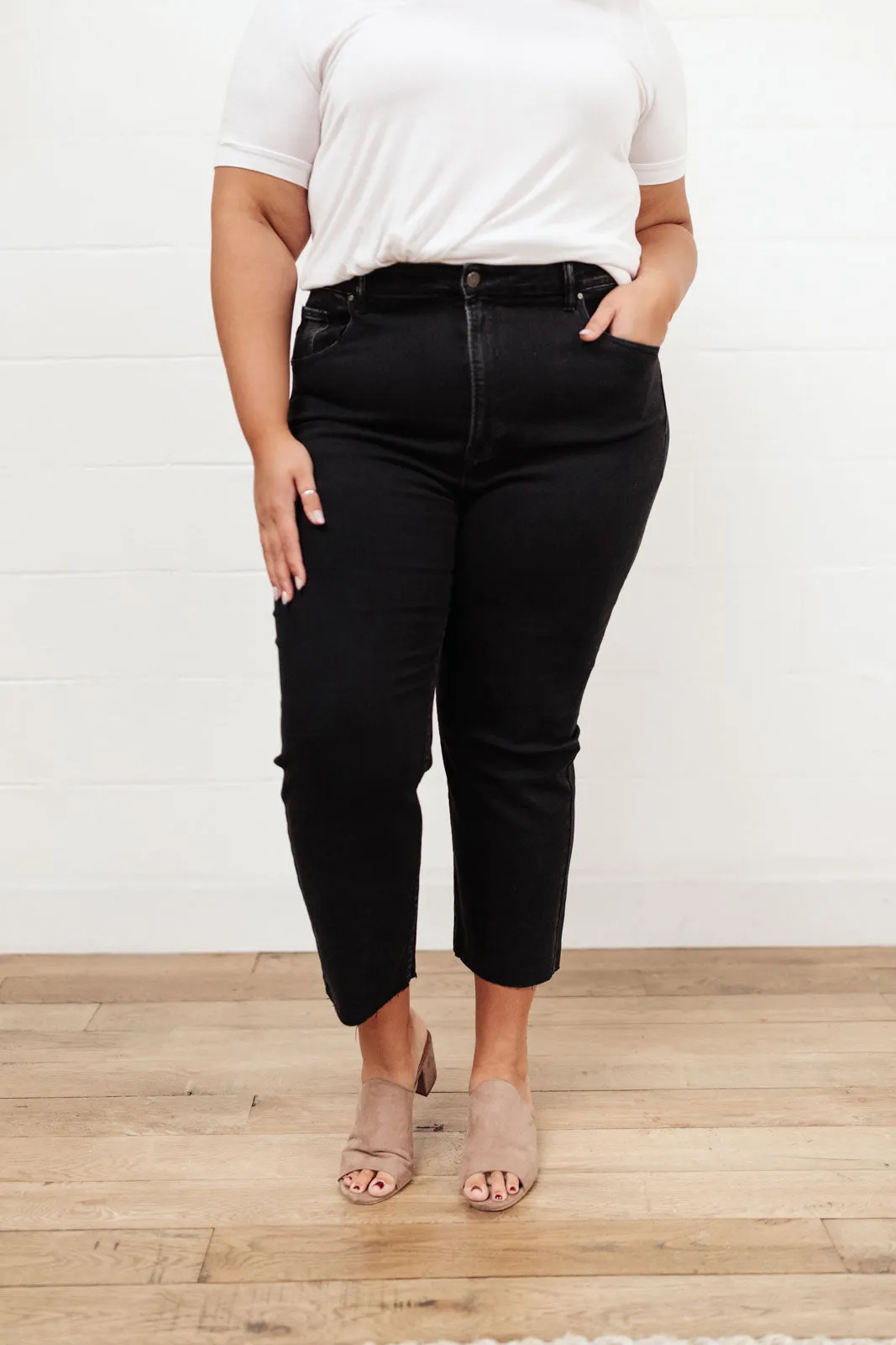 High Waist Mom Fit RISEN Jeans In Black