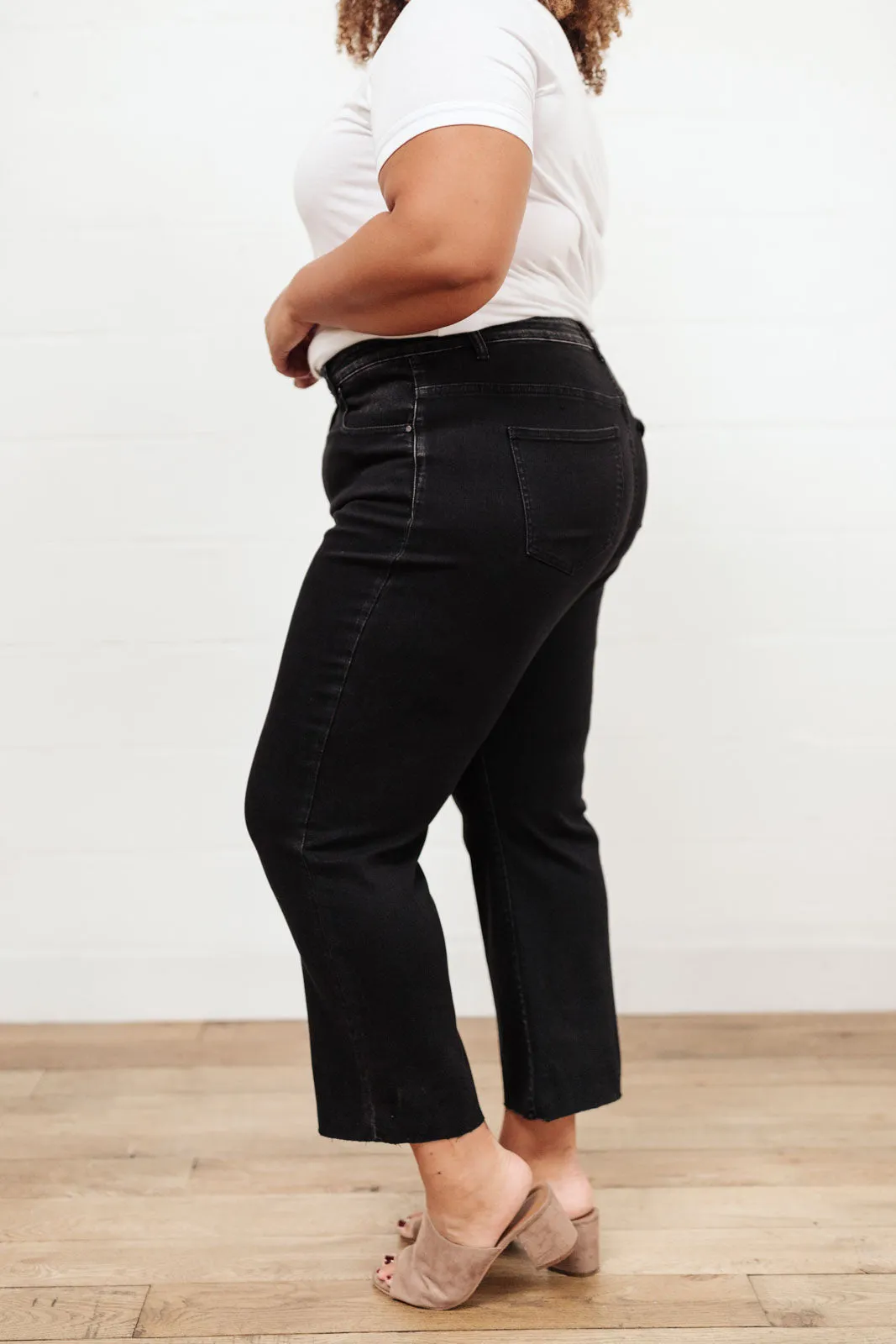 High Waist Mom Fit RISEN Jeans In Black