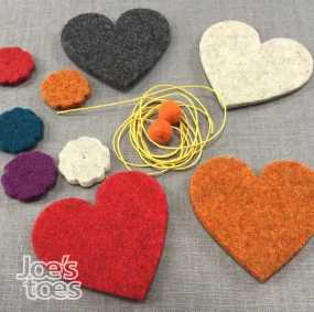 Joe's Toes  Heart and Flowers Bunting Kit  - Make a felt garland!