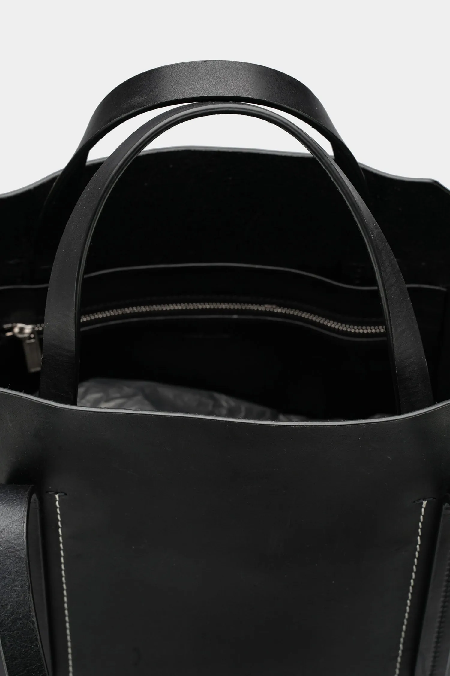 Medium leather shopper