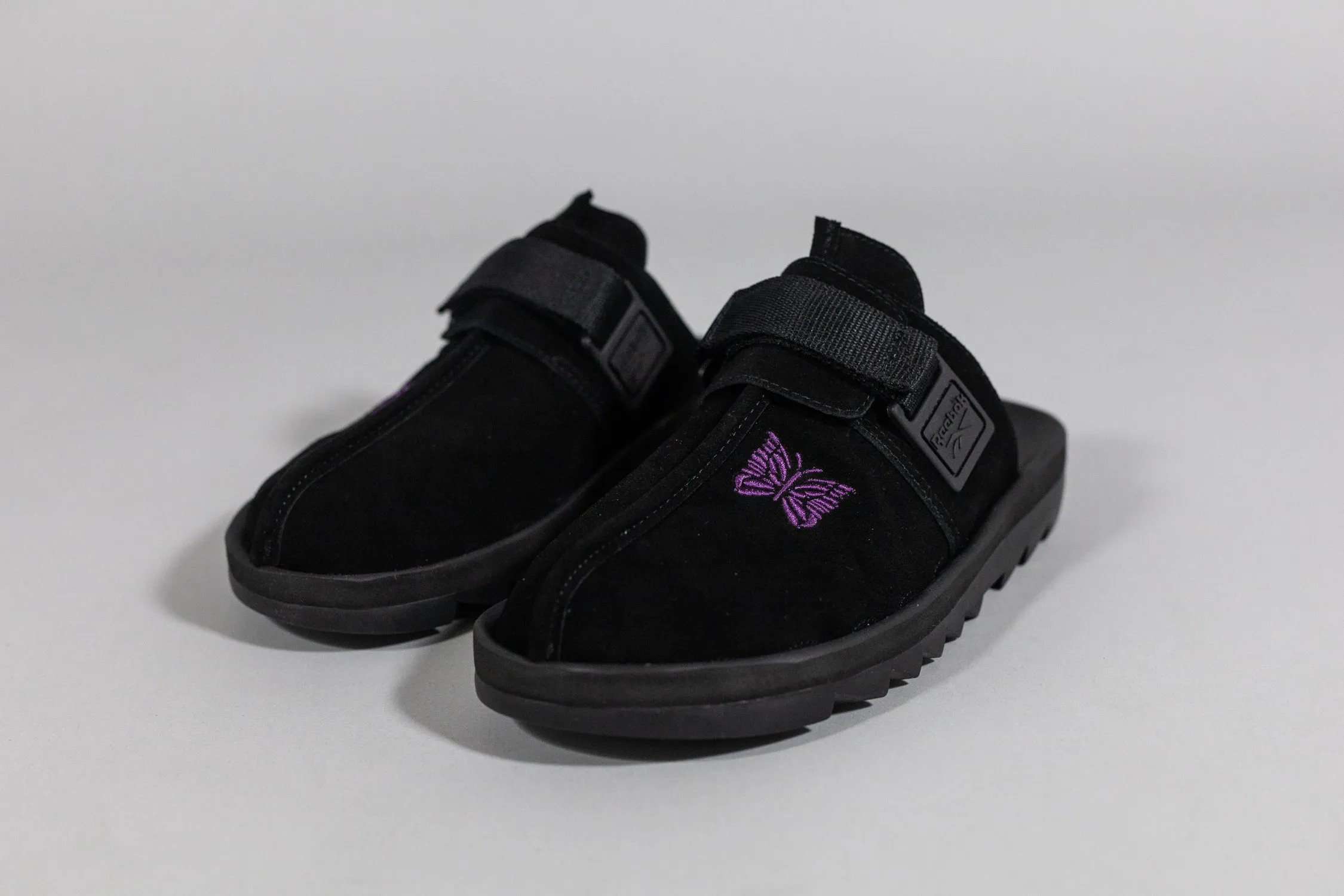 Needles x Reebok Beatnik Slides 'Black'