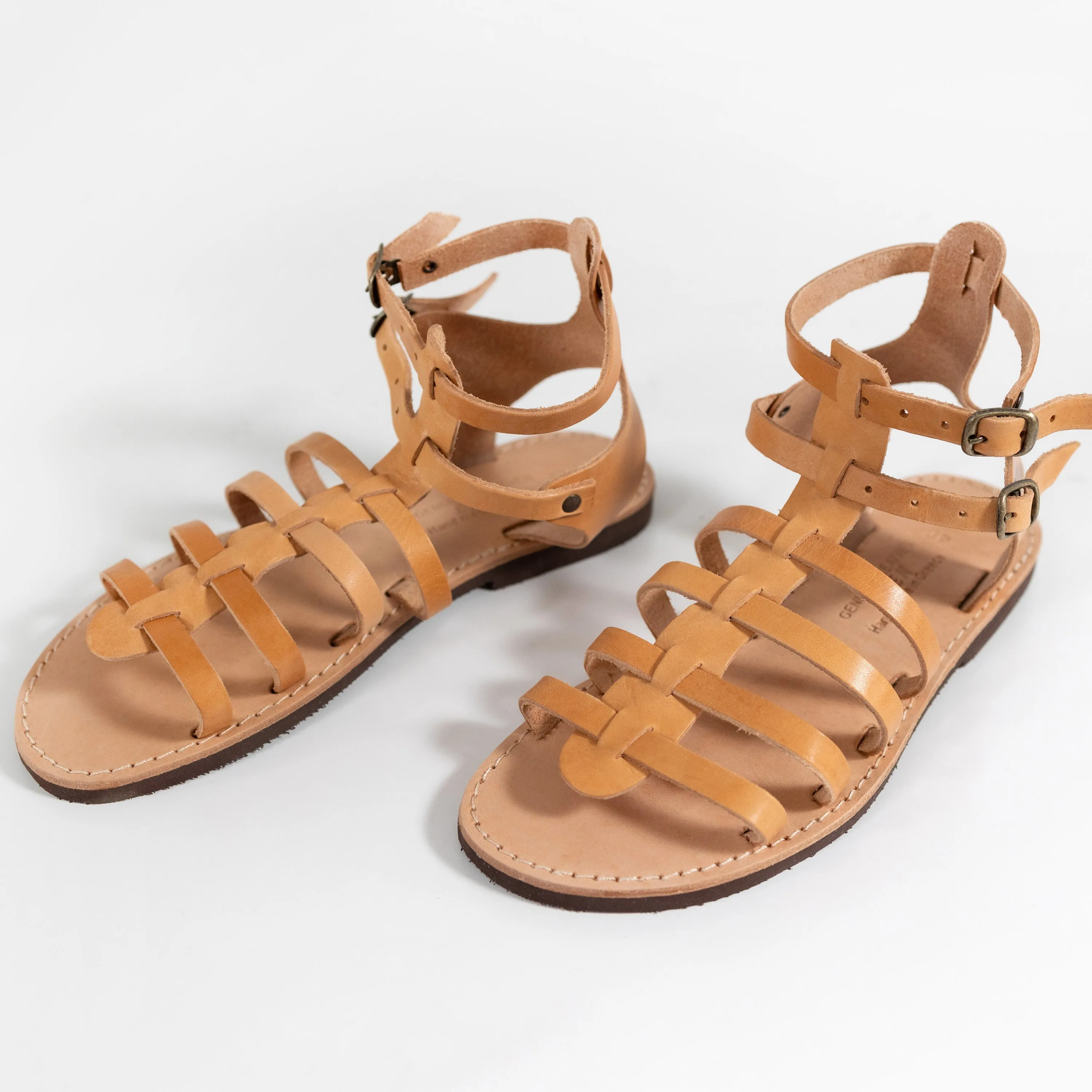 Nephele sandals (beige)