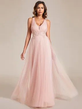 Sleeveless Waist Applique Cross-Back Straps Tulle Bridesmaid Dress