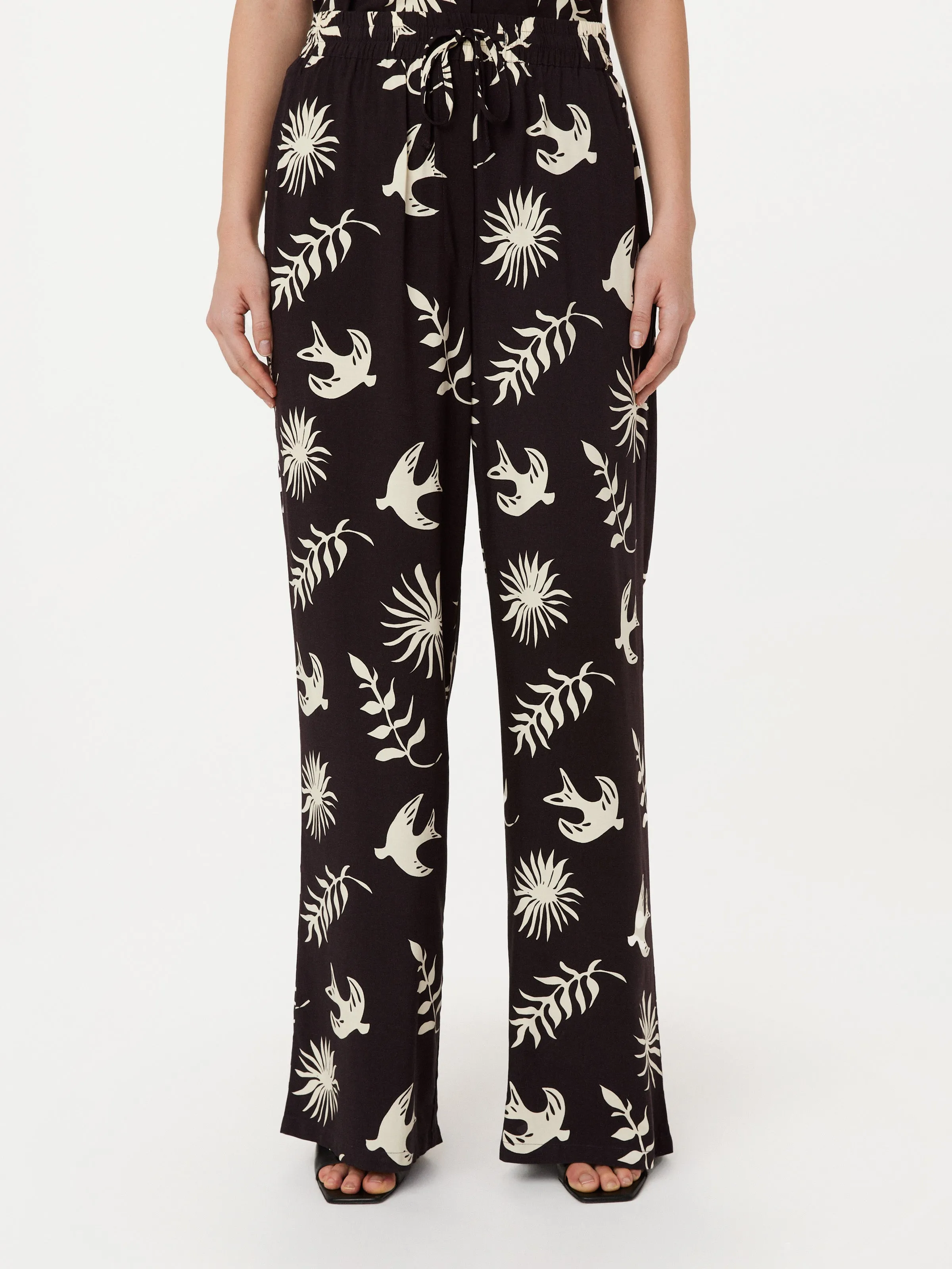 The Sally Printed Wide Leg Pant in Mahogany